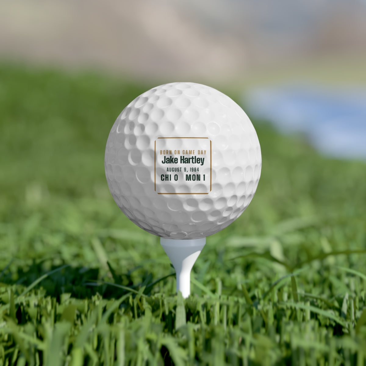 Golf balls with a personalized box score design